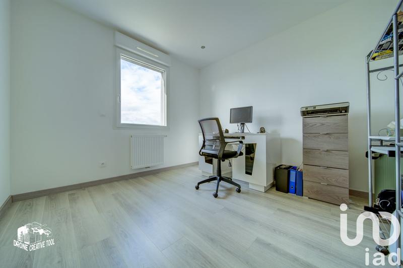 Maison - 93 m² - 5 pièces