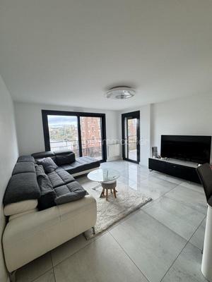 Appartement - 98 m² - 4 pièces