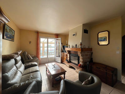 Maison - 137 m² - 5 pièces