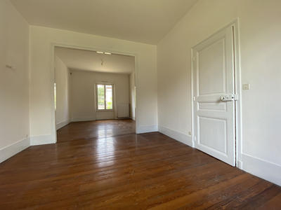 Maison - 152 m² - 7 pièces