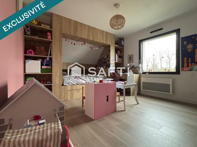 Maison - 212 m² - 8 pièces