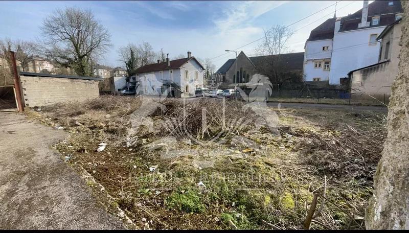 Terrain constructible - 472 m²