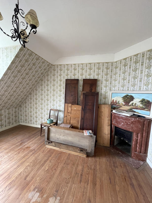 Maison - 115 m² - 9 pièces