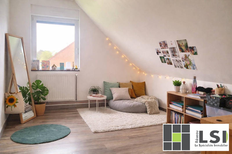 Maison - 130 m² - 9 pièces