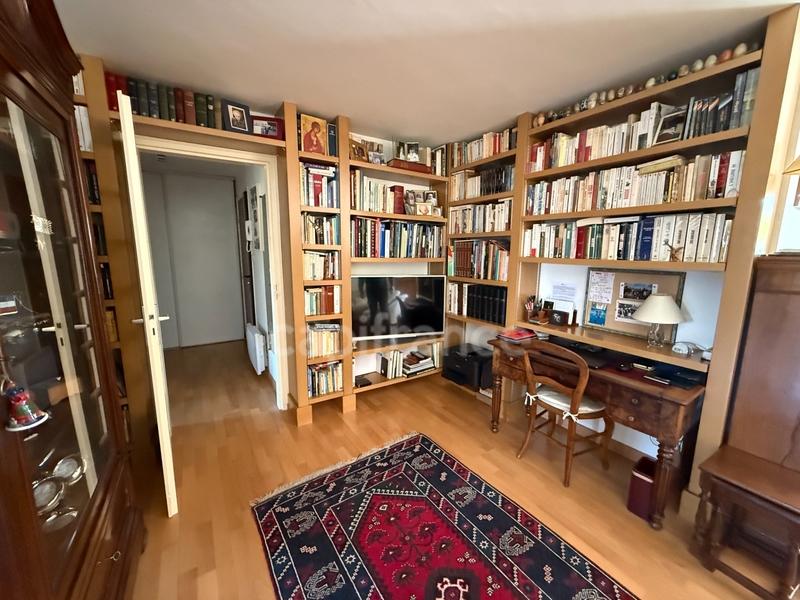 Appartement - 98 m² - 4 pièces