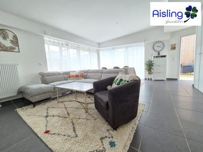 Maison - 93 m² - 4 pièces