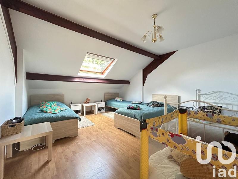 Maison - 257 m² - 8 pièces