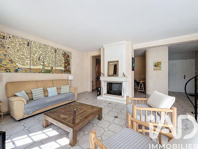 Maison - 168 m² - 6 pièces