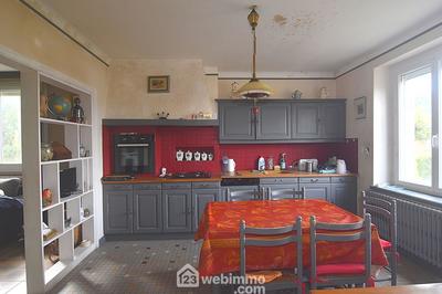 Maison - 123 m² - 6 pièces