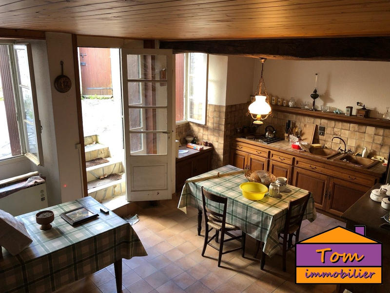 Maison - 140 m² - 5 pièces