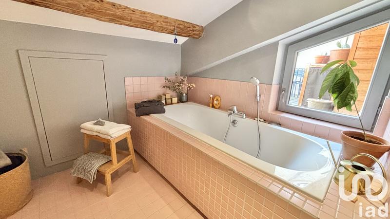 Appartement - 120 m² - 3 pièces