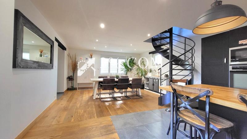 Fermette - 220 m² - 7 pièces