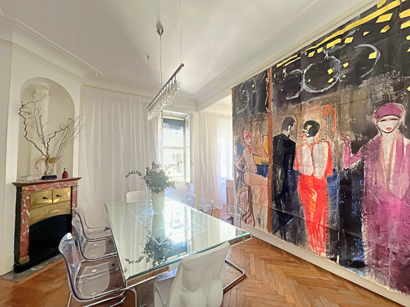 Appartement - 179 m² - 6 pièces