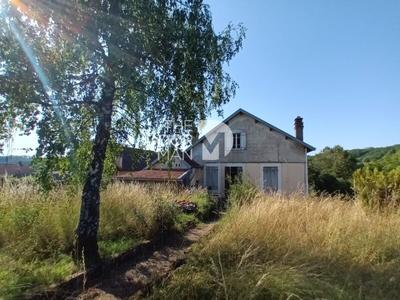 Maison - 140 m² - 5 pièces