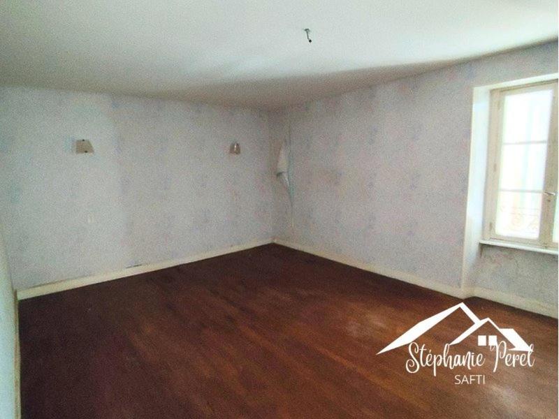 Maison - 200 m² - 8 pièces