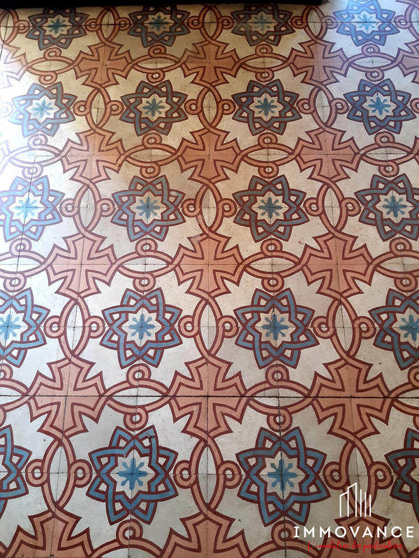 Immeuble - 1 272 m²