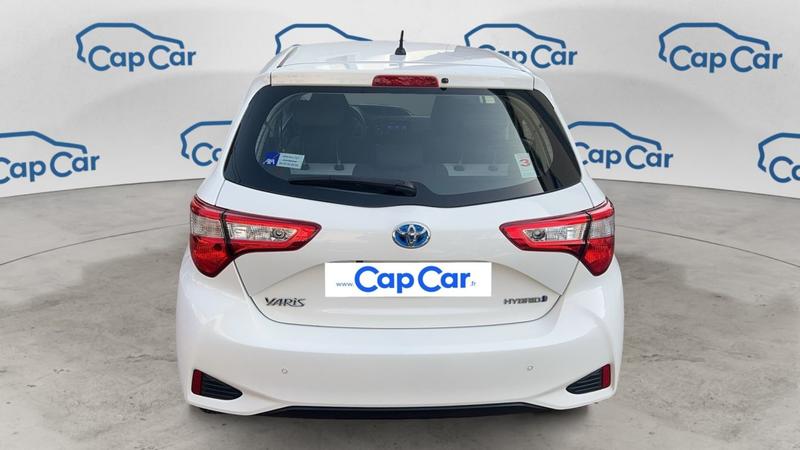 Toyota Yaris III 1.5 Vvt-i 100h Hybrid e-Cvt Dynamic Connect