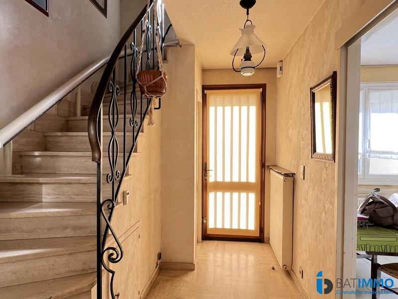 Maison - 102 m² - 4 pièces