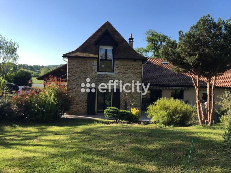 Maison - 213 m² - 5 pièces