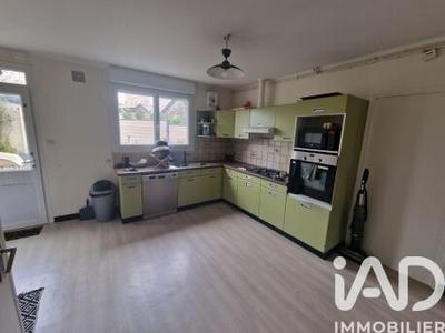 Maison - 98 m² - 4 pièces