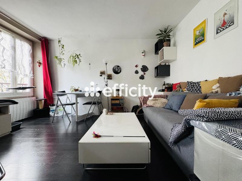 Appartement ancien - 35 m² - 2 pièces