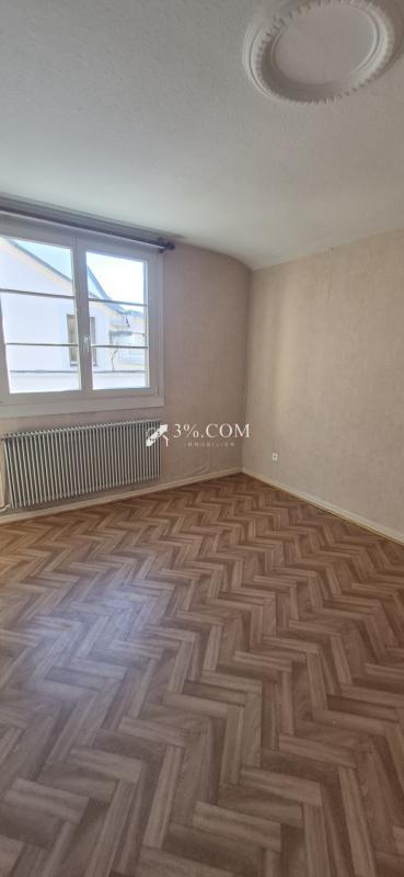 Maison - 107 m² - 11 pièces