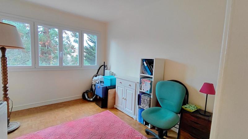 Appartement - 81 m² - 4 pièces