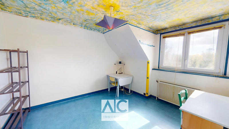 Maison - 195 m² - 8 pièces