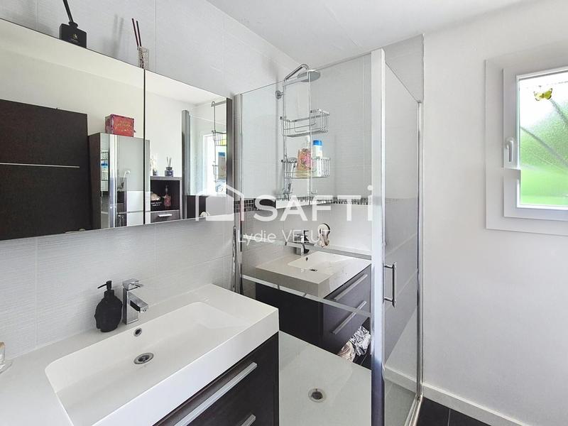 Maison - 102 m² - 4 pièces