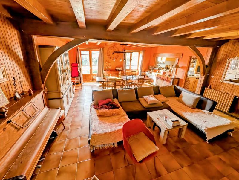 Maison - 255 m² - 8 pièces