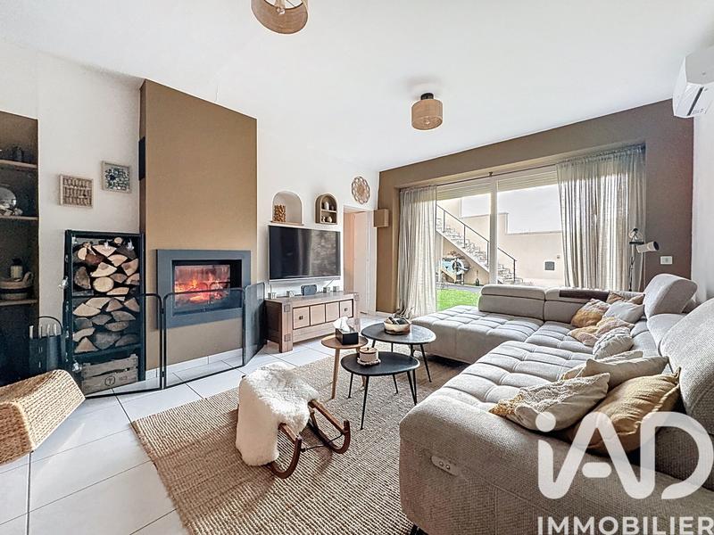 Maison - 224 m² - 8 pièces