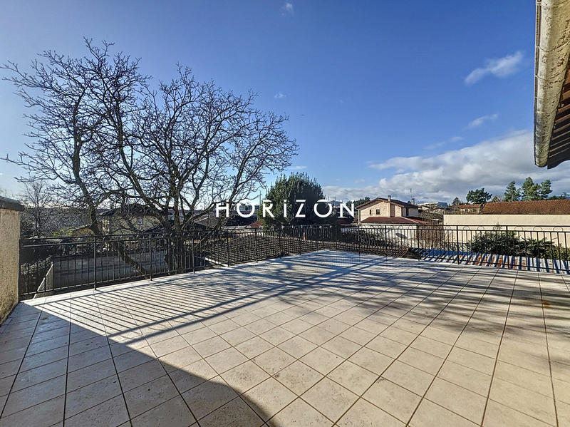 Maison - 147 m² - 6 pièces