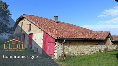 Propriété - 200 m² - 5 pièces