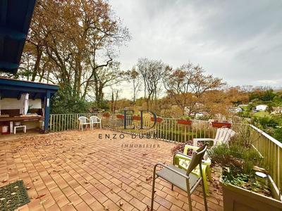 Maison - 131 m² - 5 pièces