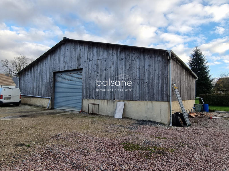 Maison traditionnelle - 165 m² - 5 pièces