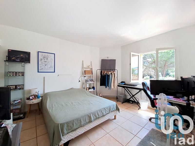 Maison - 214 m² - 8 pièces