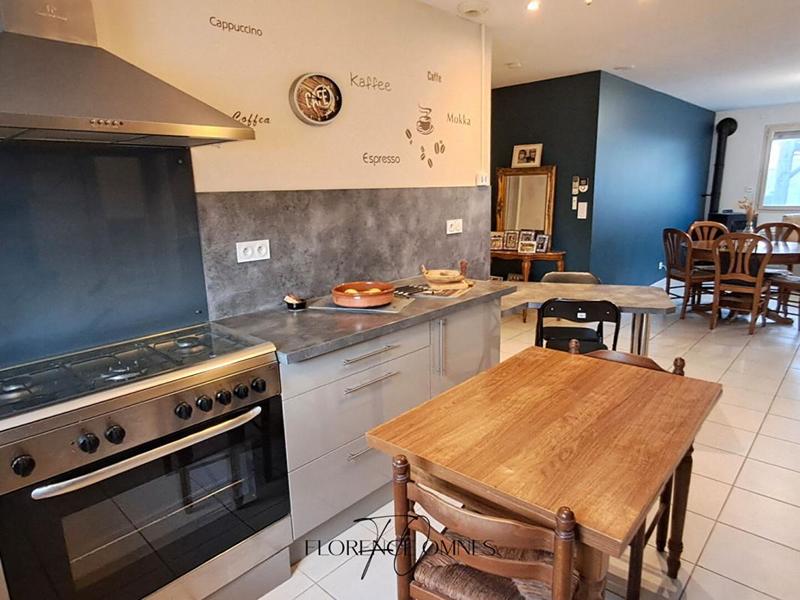 Maison - 93 m² - 5 pièces