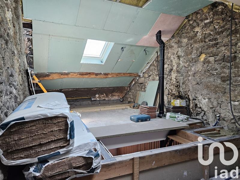 Maison - 97 m² - 5 pièces