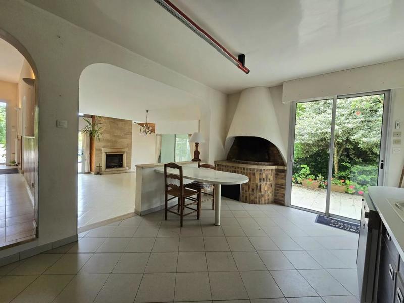 Maison d'architecte - 282 m² - 11 pièces