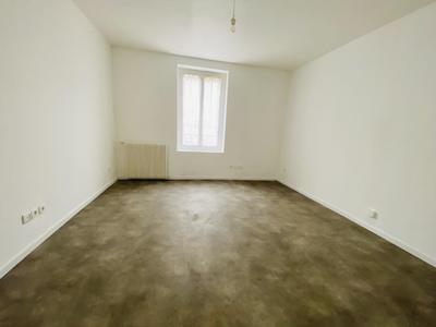 Studio - 25 m² - 1 pièce