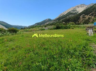Terrain constructible - 587 m²