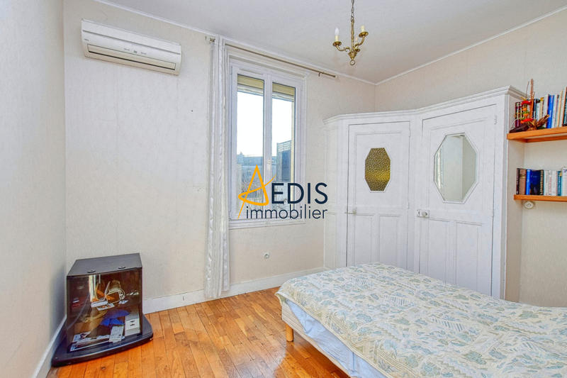 Maison - 172 m² - 8 pièces