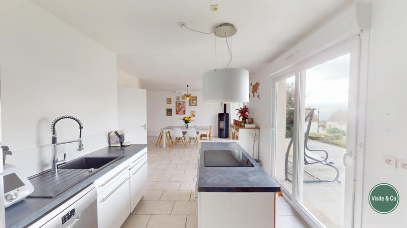 Maison - 113 m² - 6 pièces