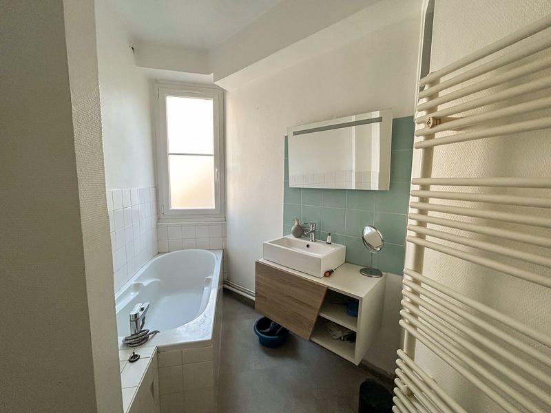 Appartement - 49 m² - 2 pièces