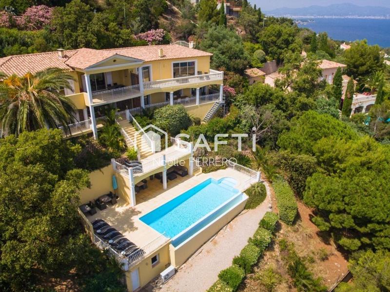Villa - 320 m² - 11 pièces