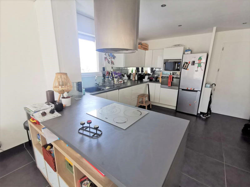 Appartement - 77 m² - 3 pièces