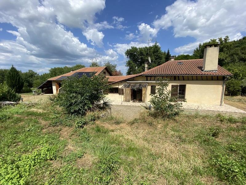 Maison - 188 m² - 7 pièces