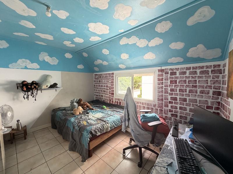 Maison - 205 m² - 9 pièces