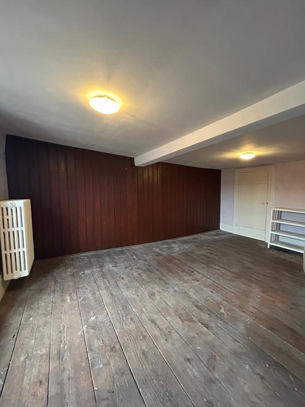 Appartement - 167 m² - 5 pièces