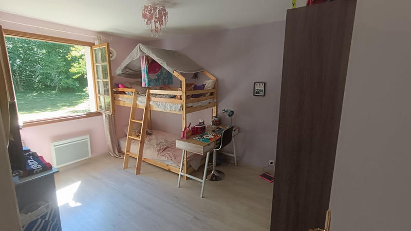 Maison - 90 m² - 5 pièces